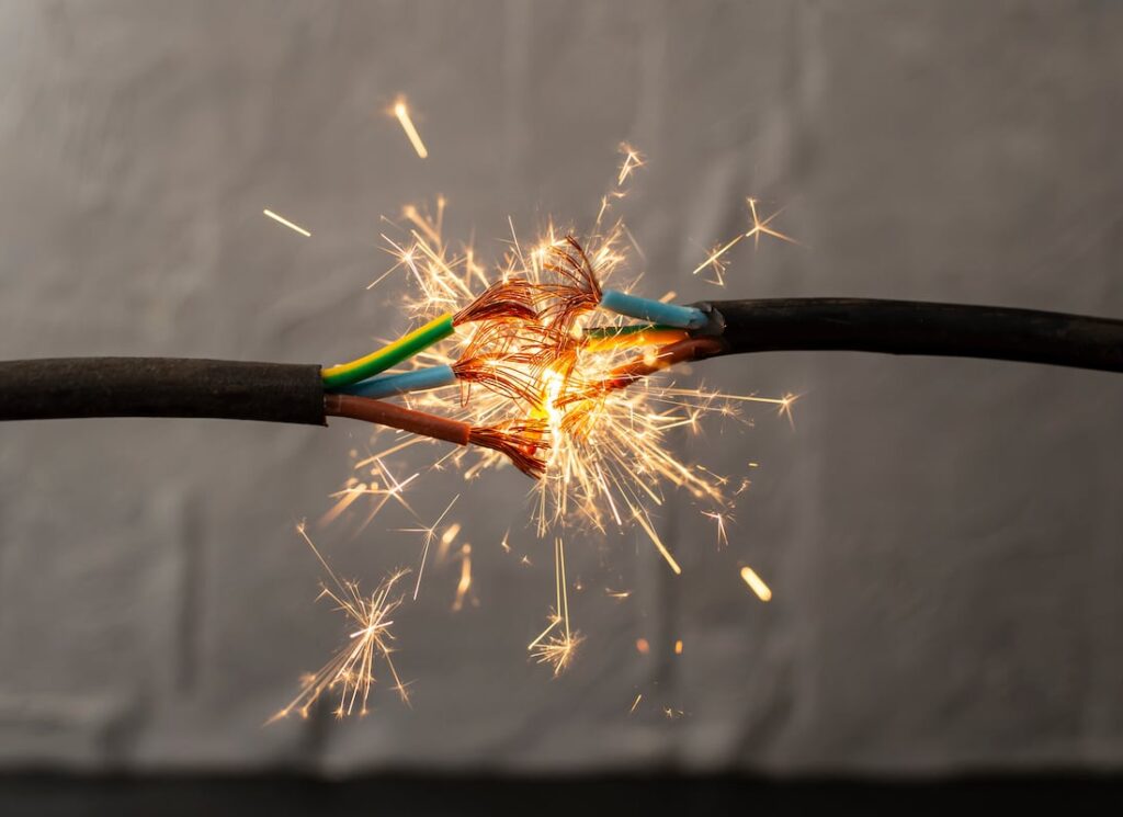 arc flash, electricity, electrocute electric shock, mine safety