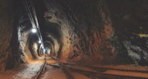 disaster, underground mine